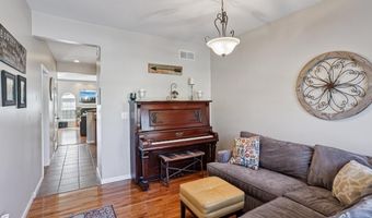 5524 STONECROFT Ln, Allentown, PA 18106