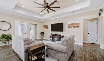 150 N 9th St, Aransas Pass, TX 78336