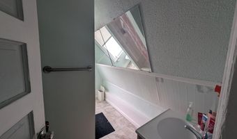 104 S Massachusetts Ave, Atlantic City, NJ 08401