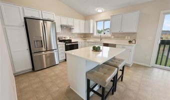 551 Knollwood St W, Annandale, MN 55302