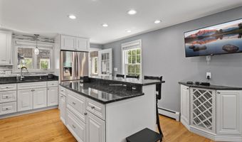 44 McQuade Brook Rd, Bedford, NH 03110