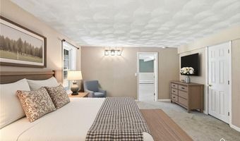 71 Rolling Hill Dr, Exeter, RI 02822