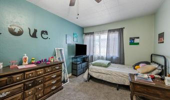 911 Kingsbury St, Belle Fourche, SD 57717