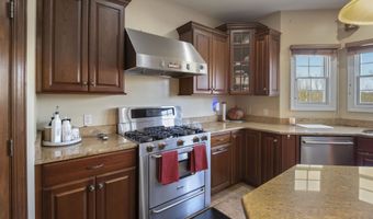 197 St. Andrews Dr, Barboursville, WV 25504