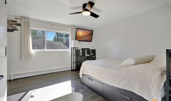 2121 Belmont Dr, Anchorage, AK 99517