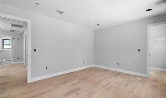 2036 Putnam Pike, Glocester, RI 02814