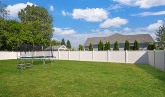 20 Wheatland Dr, Arcanum, OH 45304