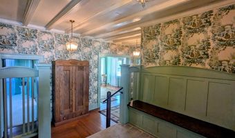 421 Center St, Ashland, OH 44805