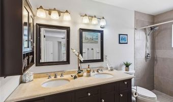 1004 SPINDLE PALM Way, Apollo Beach, FL 33572