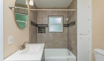 646 Hawthorne Dr, Asheboro, NC 27205