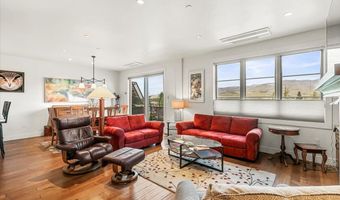 175 Lithia Way 303, Ashland, OR 97520