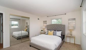 160 Cumberland Park Ct G, Ballwin, MO 63011