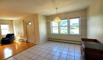 9 Wood St, Bangor, ME 04401