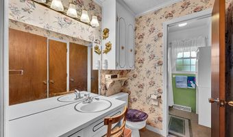 307 Calhoun Rd, Belton, SC 29627