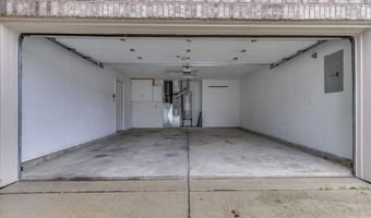 6613 Sonesta Dr, Indianapolis, IN 46217
