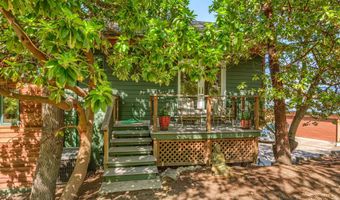 940 Pinecrest Ter, Ashland, OR 97520