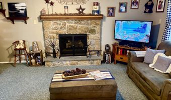 106 Burnshaw Ln, Albrightsville, PA 18210