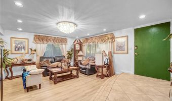 1341 S Pembrooke Ln, Anaheim, CA 92804