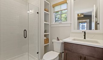 2 Tomlow Trce, Beaufort, SC 29906