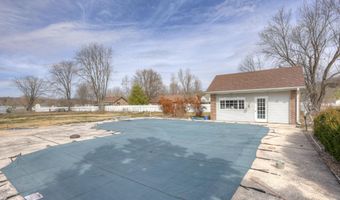 129 Riverview Dr, Anderson, MO 64831
