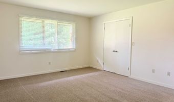 105 Montoya Dr 105, Branford, CT 06405