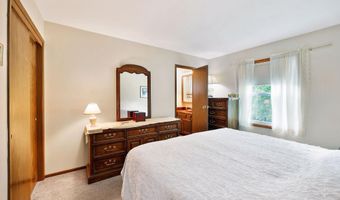 2606 McKenna Blvd, Madison, WI 53711