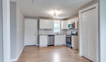 707 W Lamar St, Alvord, TX 76225
