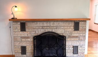 19 Pomeroy Rd, Athens, OH 45701