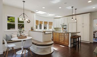 515 N Acacia Ave, Solana Beach, CA 92075