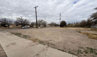 102 N 3rd St, Belen, NM 87002