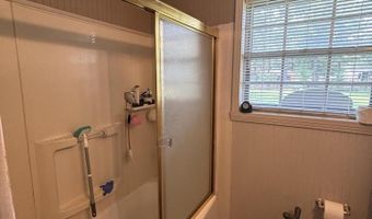 111 Cherokee Dr, Amory, MS 38821
