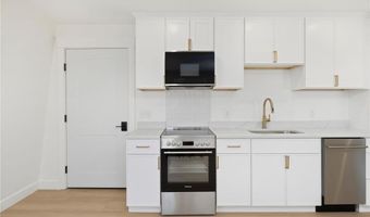 06 Melrose St 6, East Greenwich, RI 02818