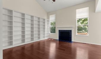 3444 Ashburnam Rd, Ann Arbor, MI 48105