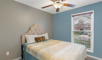 269 Braeshire Dr, Ballwin, MO 63021