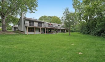1386 Arden View Dr, Arden Hills, MN 55112