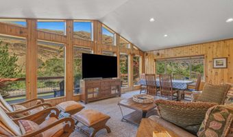 14286 Snake River Rd, Asotin, WA 99402
