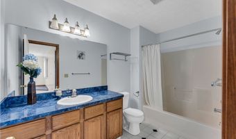 120 Ambleside Way, Amherst, OH 44001
