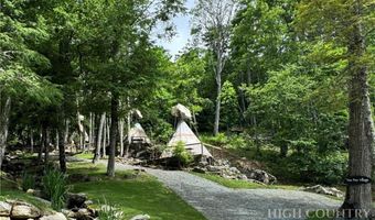 6 Valley Watch Ct, Banner Elk, NC 28604