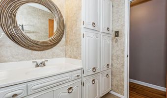 1610 N Park Ln, Augusta, KS 67010