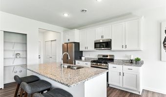 1726 Donway Pl NE, Alexandria, MN 56308