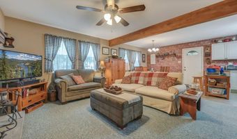 106 Burnshaw Ln, Albrightsville, PA 18210