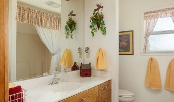 431 Live Oak Dr, Angels Camp, CA 95222