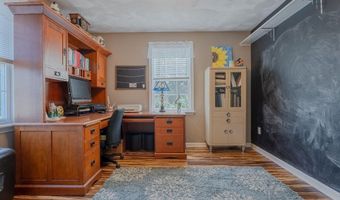 71 Vinton Ave, Cranston, RI 02920
