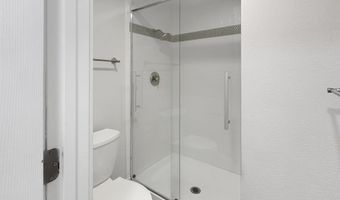 8785 W Pembrook Dr, Boise, ID 83704