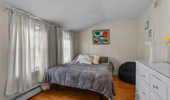 56 Errol St, Warwick, RI 02888