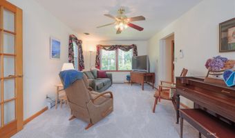 7 Robin Hill Ln, Athens, OH 45701