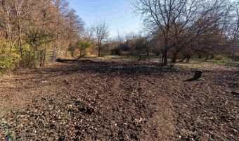 576 Th Ave, Albia, IA 52531