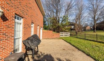 104 Kingston Ct, Bardstown, KY 40004