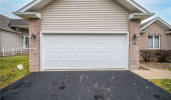 125 Fitch Blvd 201, Austintown, OH 44515