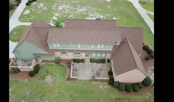 220 Lake Shore Dr, Alma, GA 31510
